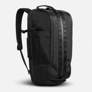 NWOT Aer Duffel Pack - Backpack / Gym Bag - Black